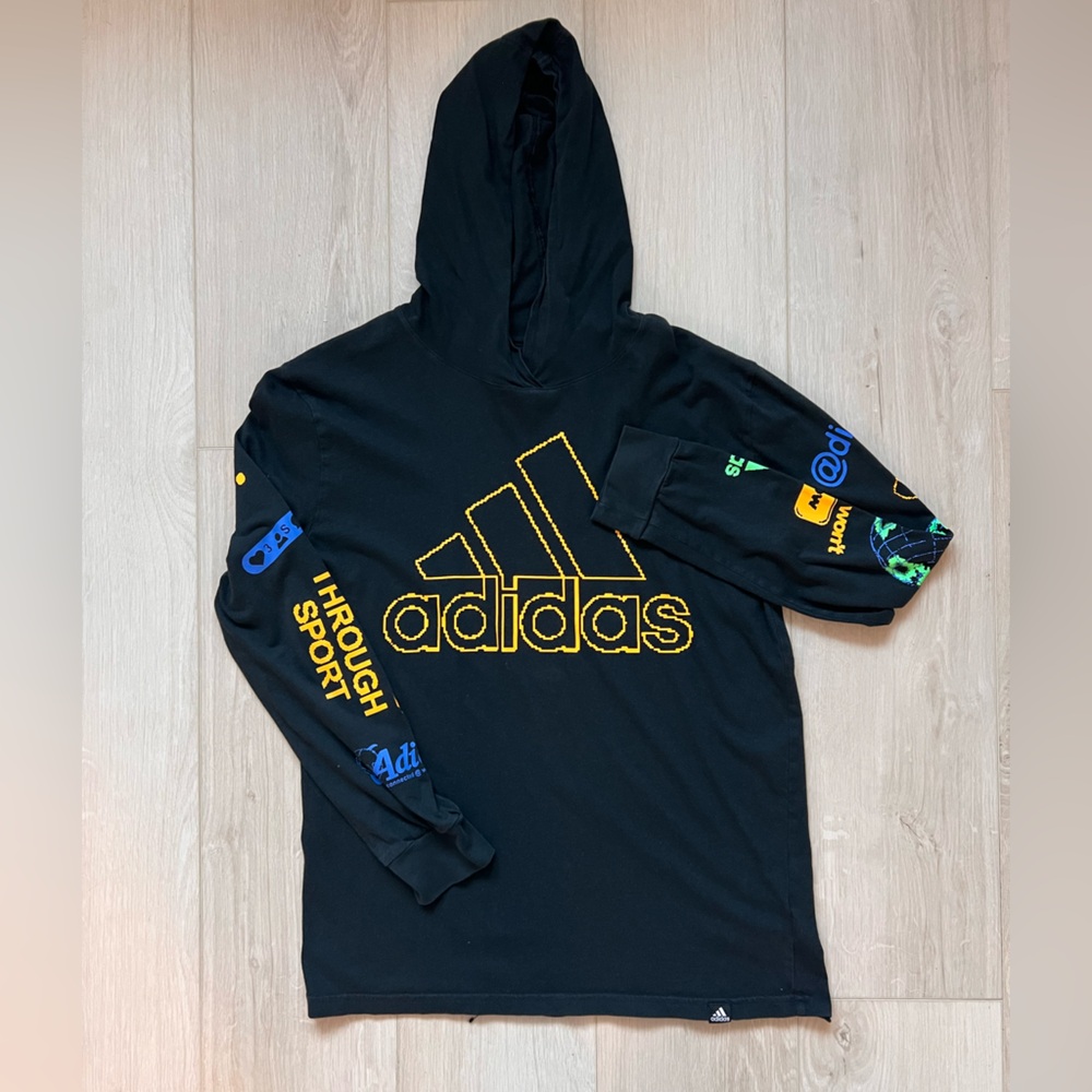 BOYS 14/16: Adidas Long Sleeve T-Shirt